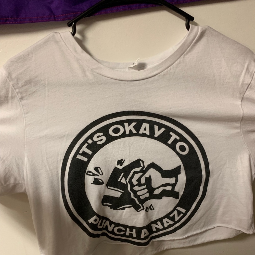 Crop top.